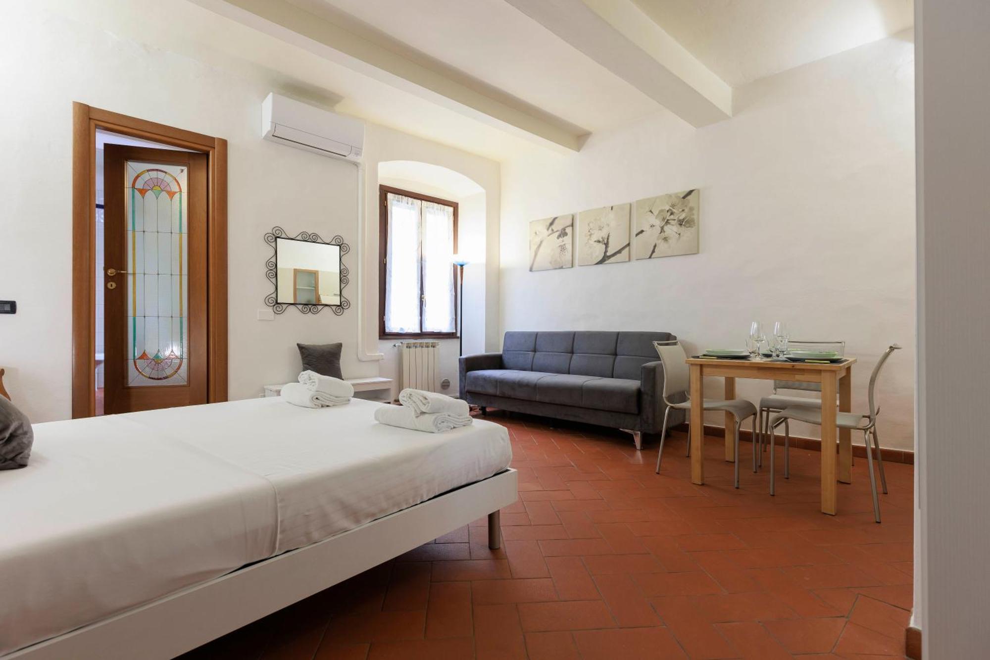Santa Croce Nest *